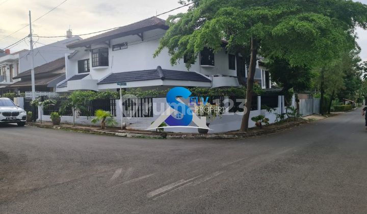 Rumah Pondok Indah, Jakarta Selatan, selv