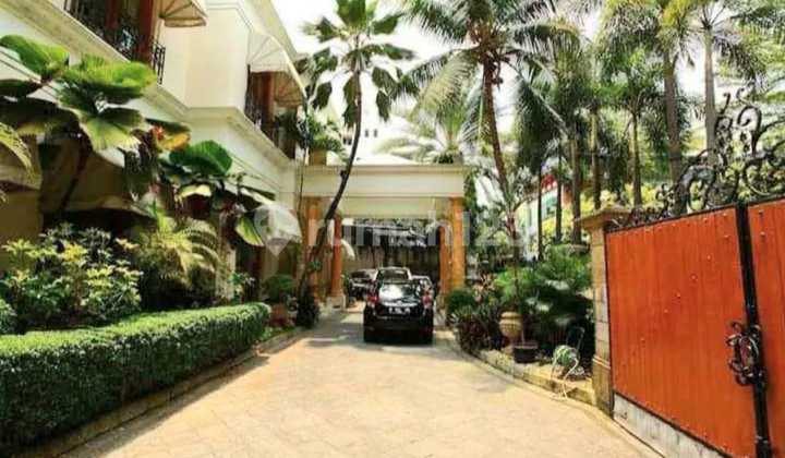 Nice House Menteng, Central Jakarta