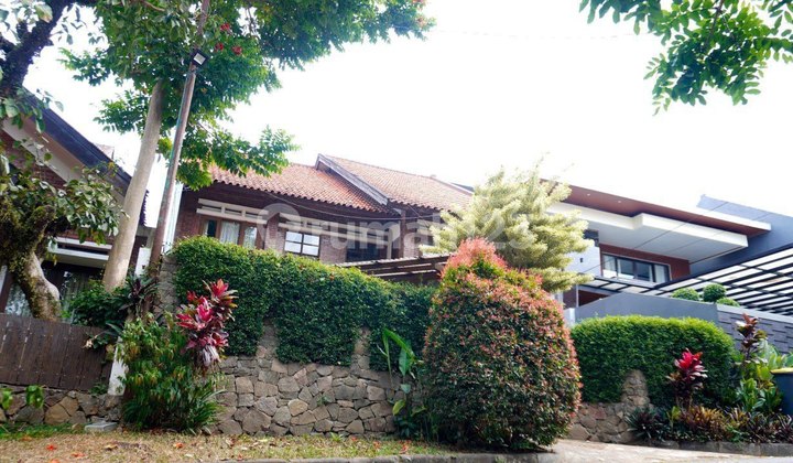 Rumah Minimalis Siap Huni 2 Lantai Lokasi Strategis di Setiabudi 2