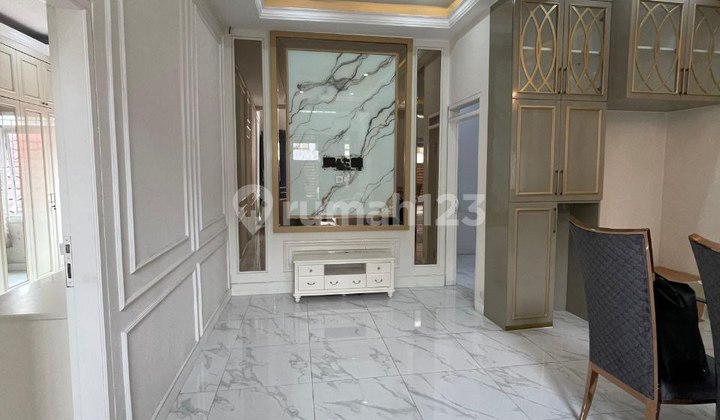 Jual Cepat Rumah Lux Semi Furnished Siap Huni 2