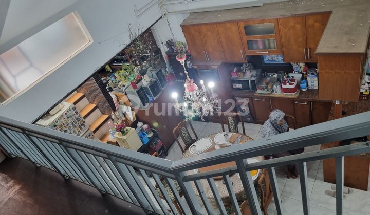 Dijual Cepat Rumah Hunian Lokasi Strategis di Komplek Antapani 2