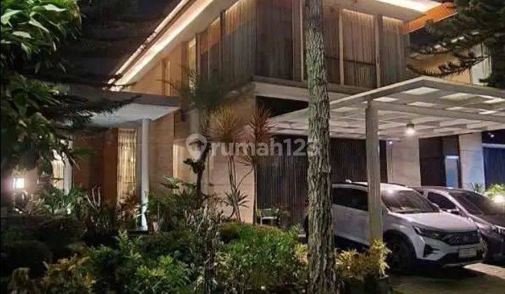 Rumah Lux Ada Kolam Renang Strategis Di Kota Baru Parahyangan 1