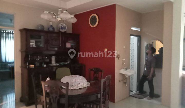 Rumah Mewah Strategis Siap Huni Dalam Komplek Arcamanik 2