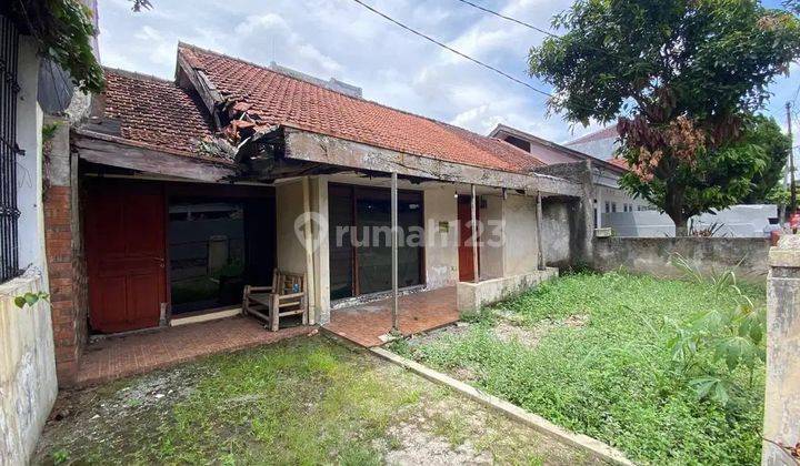 Rumah tua hitung tanah saja di komplek turangga alat musik 1