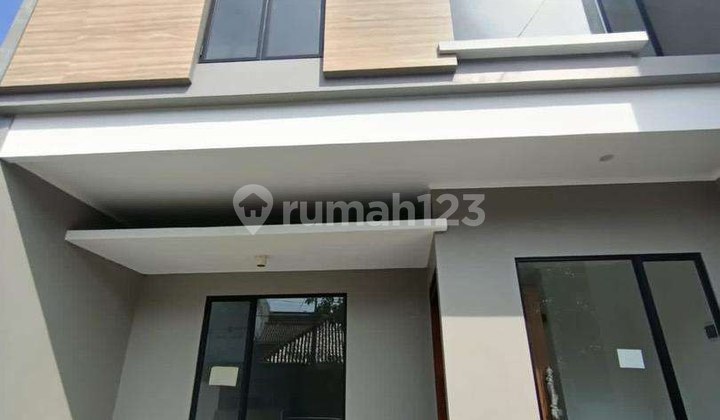 Rumah Baru Siap Huni Lokasi Strategis di Sayap Pajajaran 2