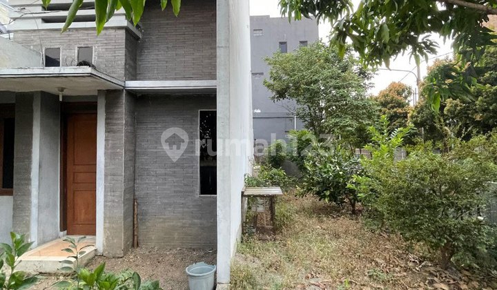 Rumah Minimalis Perlu Renovasi Lokasi Strategis di Cinambo