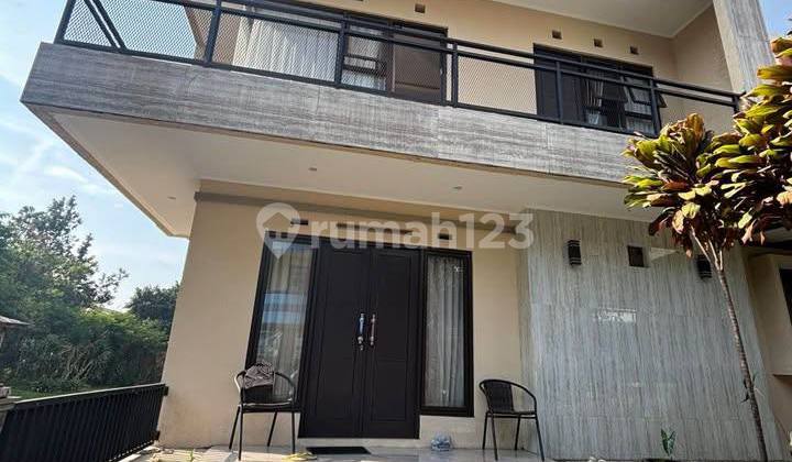 Rumah Lux Hook Siap Huni Semi Furnished Lokasi Elit di Setra Duta 2