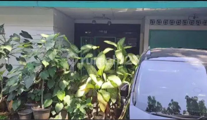 Rumah Lama Hitung Tanah Saja Strategis Di Tengah Kota 2
