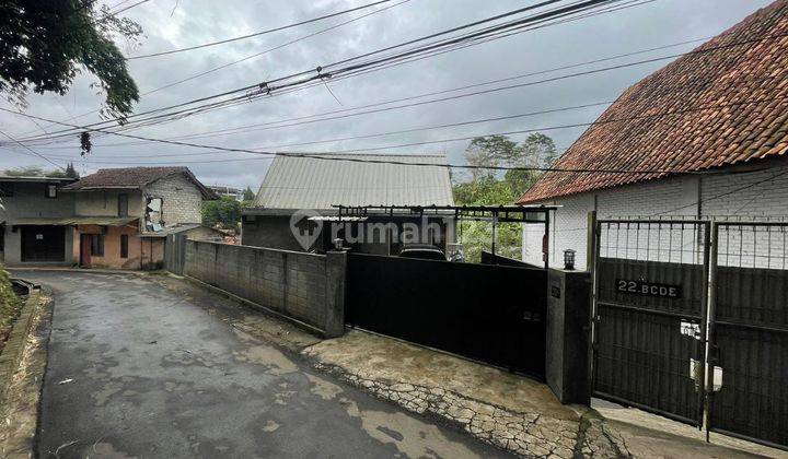 Rumah bagus minimalis tipe down slop strategis di ciumbuleuit 1