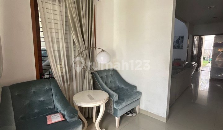 Rumah Mewah Siap Huni Harga Menarik Deket Sutami Rumah Mewah Siap Huni Harga Menarik Deket Sutami