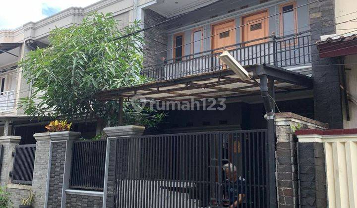 Rumah Terawat Siap Huni Akses Jalan Lebar di Turangga 1