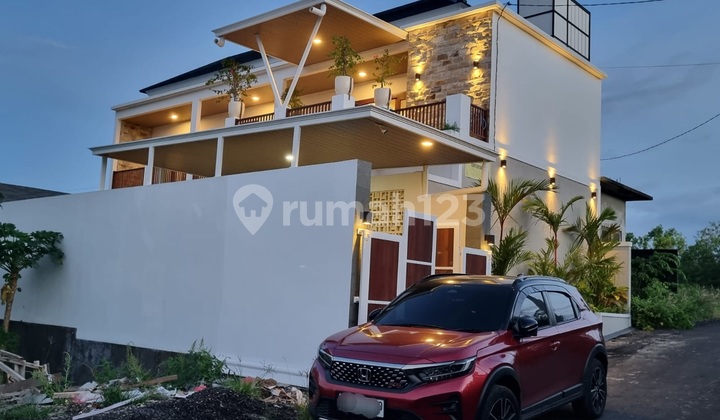 3 Kamar Tidur Villa Disewakan di Pecatu, Badung, Bali