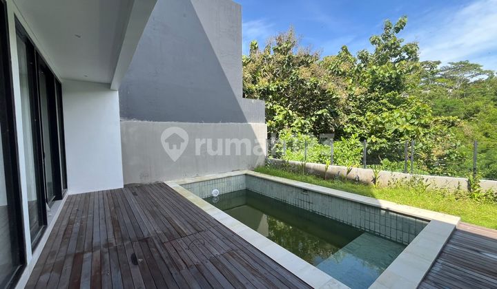 Dijual Villa Eksklusif Kondisi Baru di Cluster Elite Nusa Dua, Badung, Bali - Jungle View 2