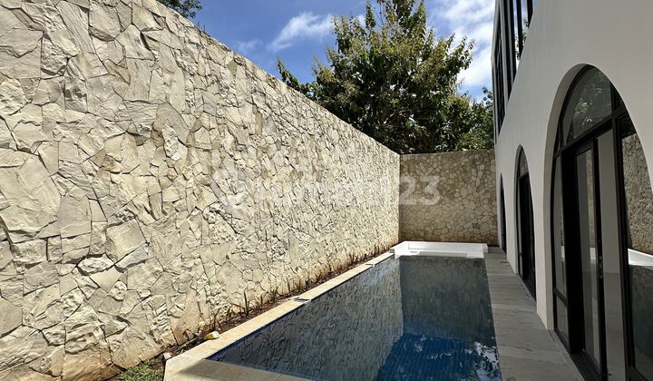 Villa For Sale: A Luxury Villa With A Mediterranean Concept, Located In Balangan, Jimbaran, Bali