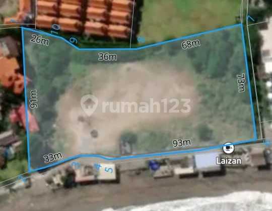 Land for sale at the edge of Batu Belig Seminyak beach Land for sale at the edge of Batu Belig Seminyak beach