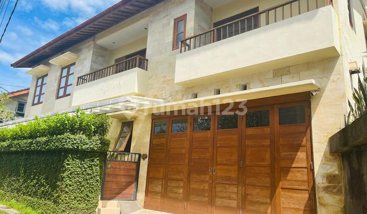 Dijual Rumah Mewah Siap Huni Di Puri Gading, Jimbaran, Bali