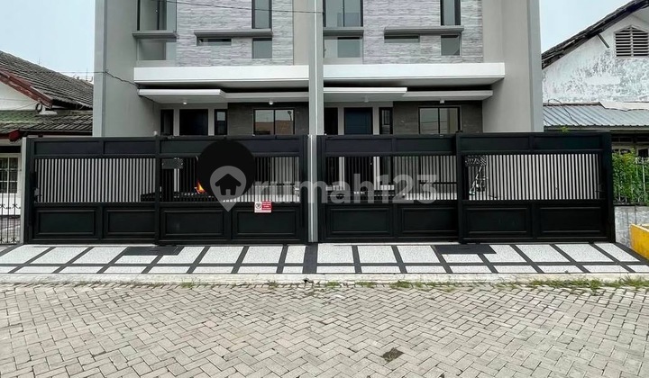 Dijual Rumah Klampis Semolo Surabaya Timur