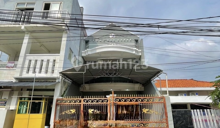 Dijual Rumah Terawat Ngagel Pusat Kota Surabaya 2