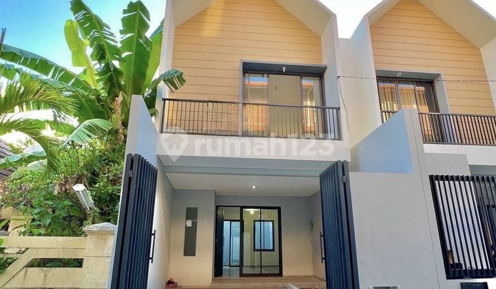 New Gress House in Kalijudan, East Surabaya