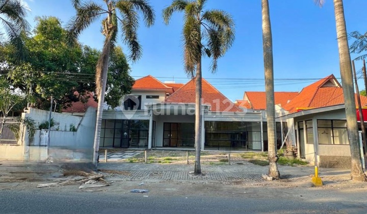 For Sale Commercial House on Kapuas Street Near Raya Darmo Surabaya