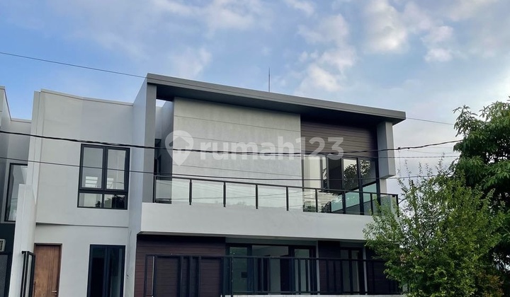 Dijual Rumah Baru Gayung Kebonsari Surabaya