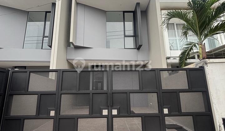Dijual Rumah Rungkut Mapan Surabaya Timur Dijual Rumah Rungkut Mapan Surabaya Timur
