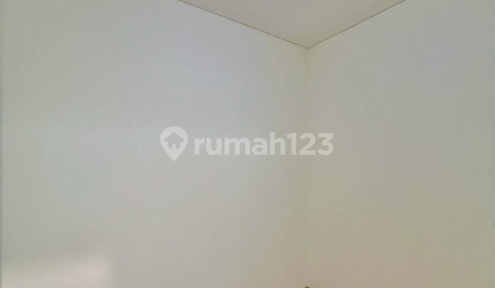 New House in Gayung Kebonsari Besar Surabaya 2