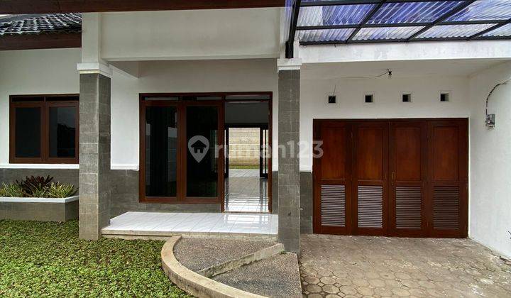 Rumah Nyaman di Komplek Pondom Hijau, Bandung Utara 1