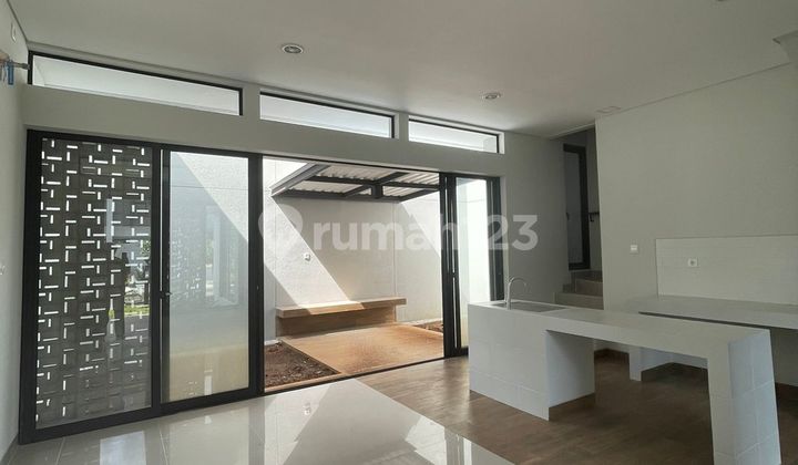 Rumah Modern Siap Huni di Cluster Flora Summarecon Bandung 2