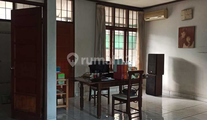 Jual Rumah Strategis Furnish Sayap Buah Batu Kembar Mas Bandung 2