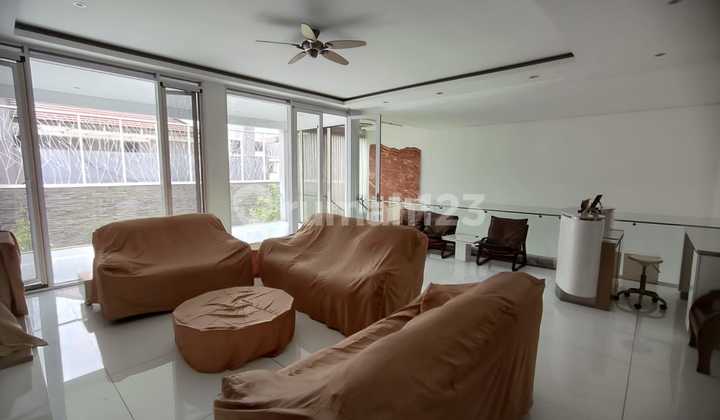 Rumah Mewah di Cluster Favorite Singgasana Pradana Bandung 2