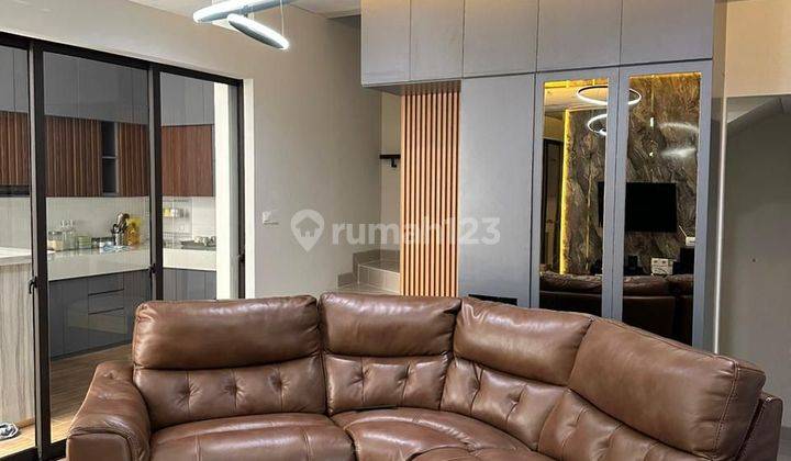 Jual Rumah Modern Fullfurnish di Cluster Flora Summarecon Bandung 2