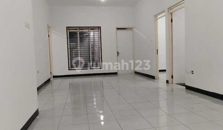 Jual atau Sewa Rumah Bagus di Taman Kopo Indah 3 Bandung Jual atau Sewa Rumah Bagus di Taman Kopo Indah 3 Bandung