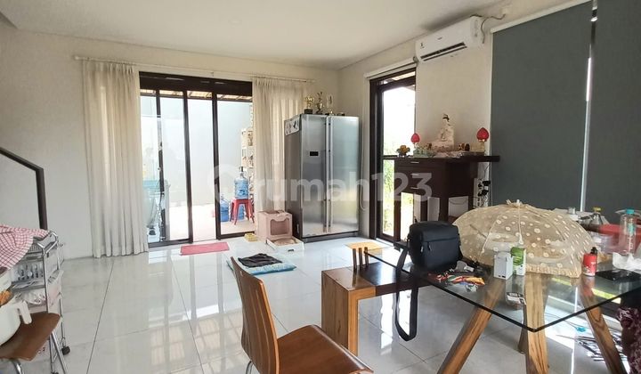 Rumah Minimalis Hook di Simakirana Kota Baru Parahyangan 2