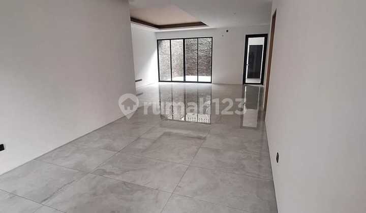 Jual Rumah Cozy Baru Full Renovasi di Mekar Wangi Bandung 2