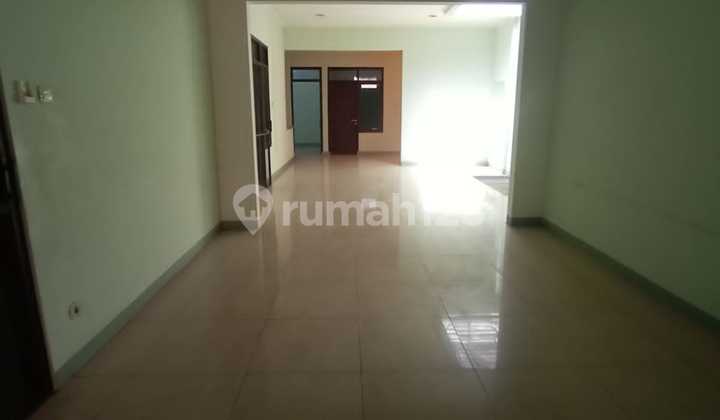 Sewa Rumah Nyaman Siap Huni di Kembar Sayap M.toha Bandung 1