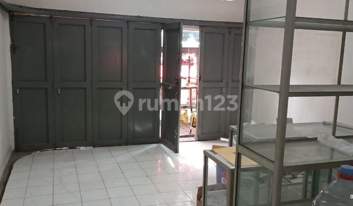 Strategic Shop House for Sale on Kopo Main Road, 2-Way Access, Near Immanuel Hospital