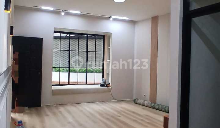 Selling New Modern 3-Story House in Sayap Sriwijaya, Bandung City 2