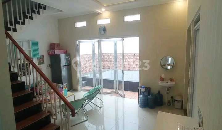 Rumah 2 Lantai Private Pool di Komplek Mekar Rahayu Kopo Bandung