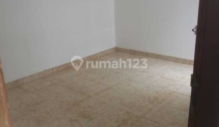 Sewa Rumah Baru Renov Besar Rapih di Taman Kopo Indah 3 Bandung 2