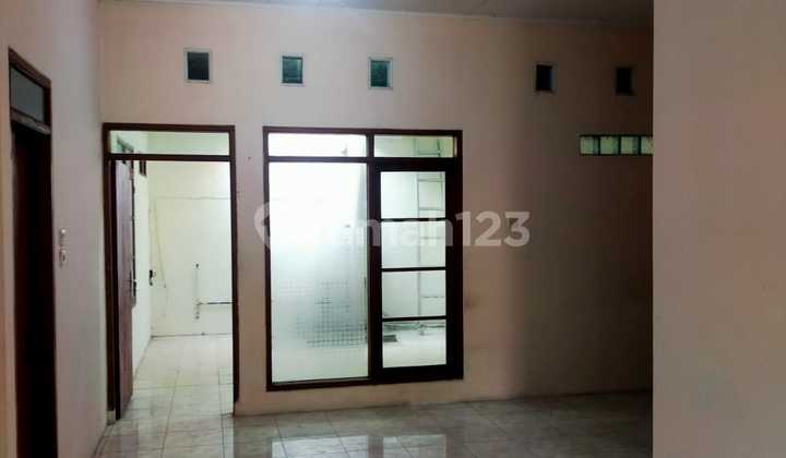 For Sale / Rent Affordable Ready-to-Live House in Taman Kopo Indah 3 Bandung