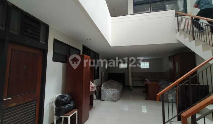 Rent Sell Houses / Business Spaces In Dago Wing Bandung City Rent Sell Houses / Business Spaces In Dago Wing Bandung City