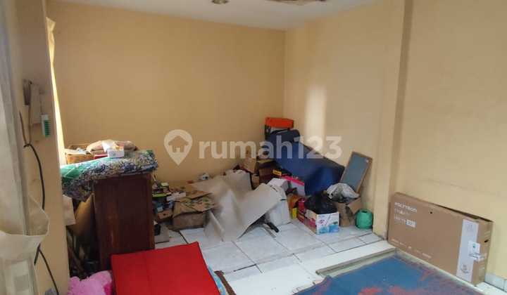 Boarding House for Sale Near Temple, Binus, and Trinitas Bandung 2