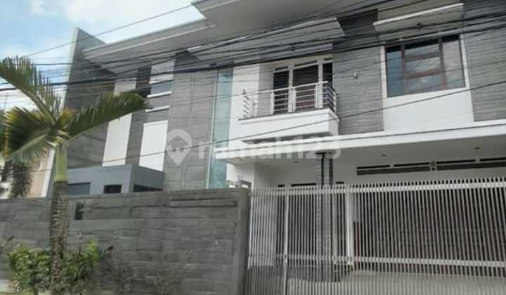 Dijual Rumah Mewah Lux di Mainroad Jalan Utama Mekarwangi Bandung Dijual Rumah Mewah Lux di Mainroad Jalan Utama Mekarwangi Bandung