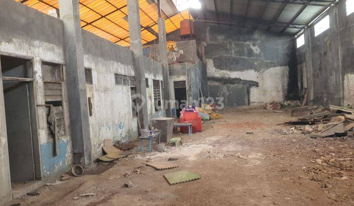 Sewa Ruang Usaha 1,5Lantai Strategis di Ibrahim Adji Kota Bandung 1