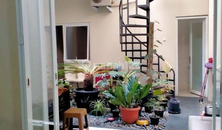 Sewa Rumah / Kantor 3 Lantai Di Mainroad Sayap BKR Bandung 2
