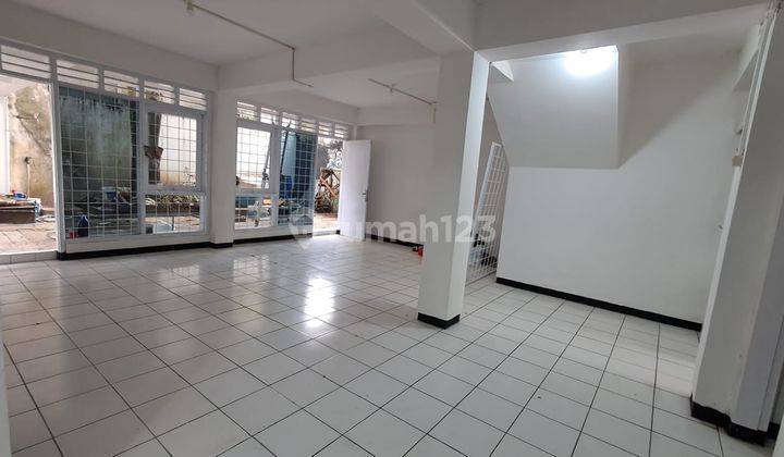 Sewa Rumah Baru Renov Cocok Jadi Kantor di Jl.kembar Bandung 2