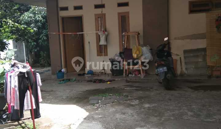 For Sale: Cheap House/Boarding House with Large Yard in Antapani, Bandung 2