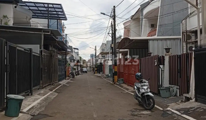Rumah Kost Siap Pakai Kelapa Gading Jakarta Utara Rumah Kost Siap Pakai Kelapa Gading Jakarta Utara