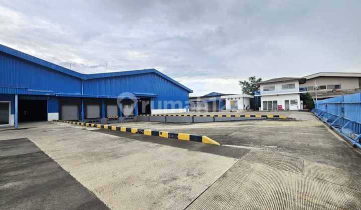 Ready-to-Use Warehouse, Neat and Clean in Delta Silicone 2 Area